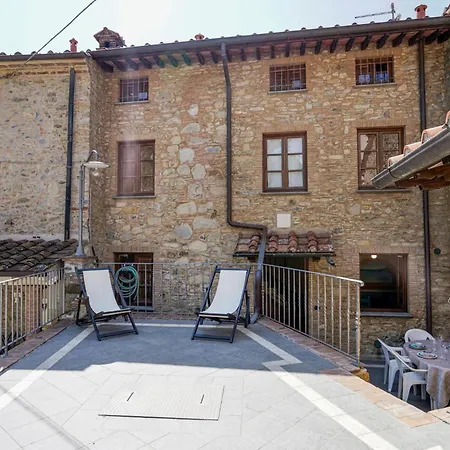 2 Bedroom Beautiful In * Corsanico-Bargecchia